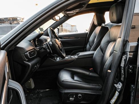 Used 2022 Maserati Levante Modena image 3