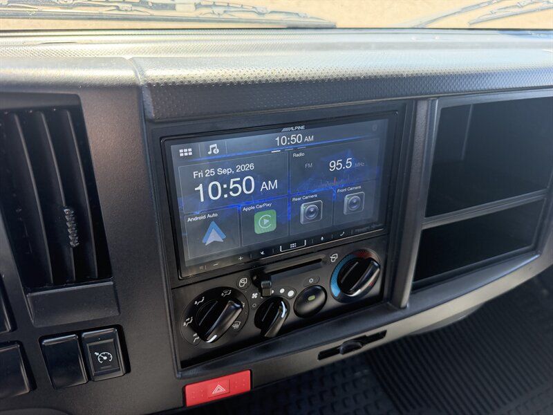 Used 2025 Isuzu NPR RWD image 15