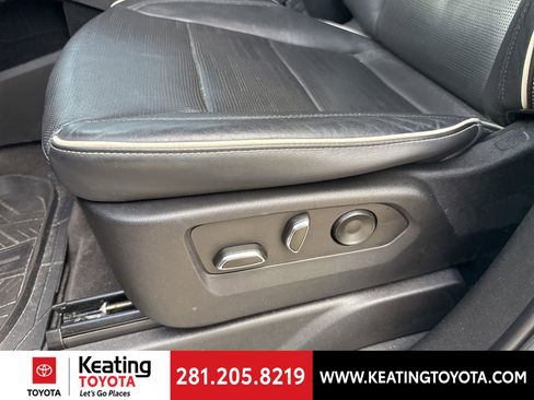 Used 2022 Cadillac Escalade Sport w/ Touring Package image 15