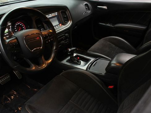 Used 2018 Dodge Charger R/T image 16
