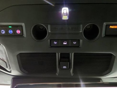 Used 2025 GMC Hummer EV 2X AWD/4WD image 76