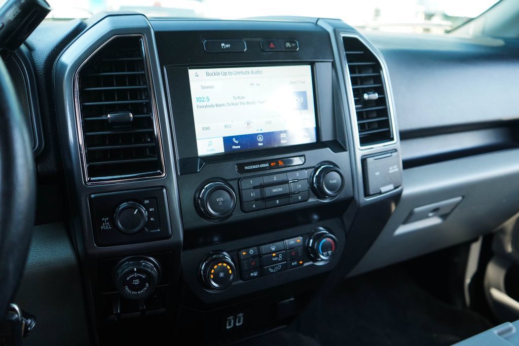 Used 2019 Ford F150 XLT w/ Equipment Group 302A Luxury AWD/4WD image 8