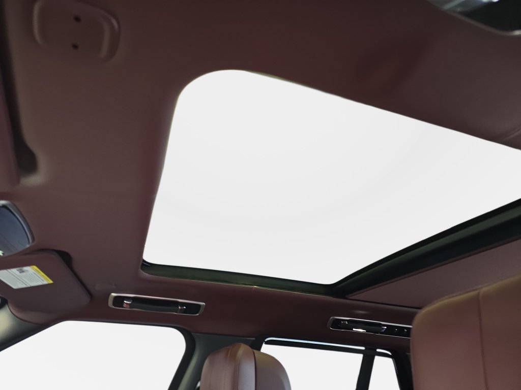 New 2026 Land Rover Range Rover Autobiography AWD/4WD image 20