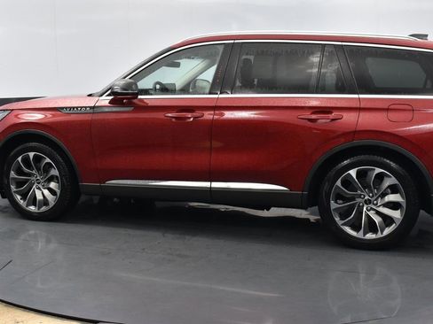New 2025 Lincoln Aviator Reserve w/ Illumination Package image 2
