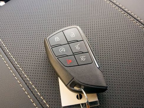 New 2026 GMC Yukon Elevation image 27