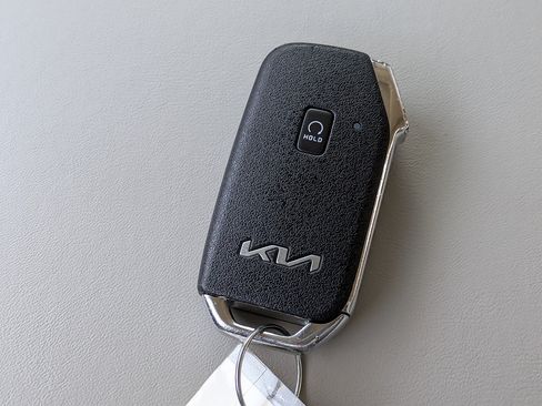 Used 2022 Kia Telluride S AWD/4WD image 29