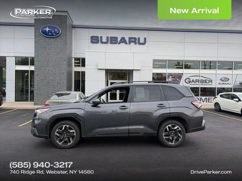 Used 2025 Subaru Forester Limited AWD/4WD image 1