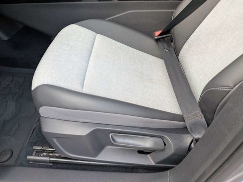 Certified 2023 Volkswagen ID.4 Pro RWD image 22