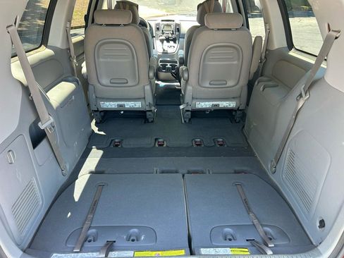Used 2009 Kia Sedona LX w/ PWR Pkg FWD image 21