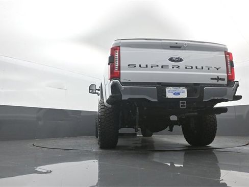 New 2026 Ford F250 Lariat w/ Lariat Ultimate Package image 31