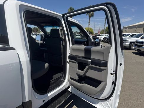 Used 2018 Ford F150 XLT w/ Equipment Group 302A Luxury AWD/4WD image 18