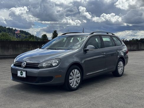 Used 2013 Volkswagen Jetta S FWD image 1