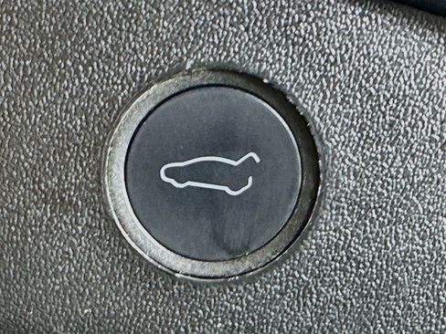 Used 2023 Tesla Model 3 Standard Range RWD image 31