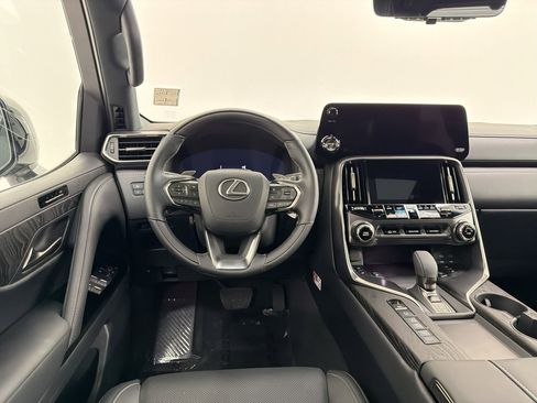 Certified 2025 Lexus LX 700h Luxury w/ Appearance Package AWD/4WD image 28