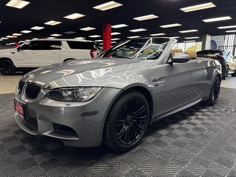 Used 2011 BMW M3 Convertible image 8