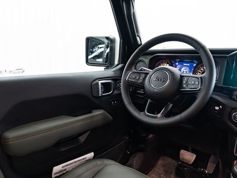 New 2026 Jeep Gladiator Mojave AWD/4WD image 11