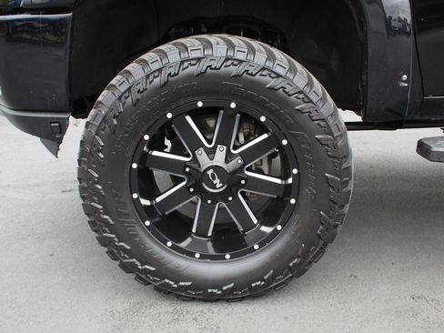 Used 2022 GMC Sierra 3500 Denali w/ Denali Ultimate Package AWD/4WD image 15
