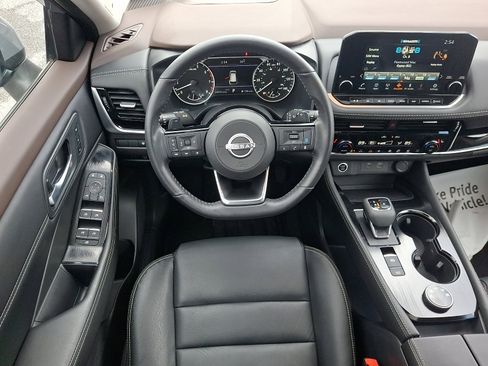 Certified 2023 Nissan Rogue SL w/ SL Premium Package image 2