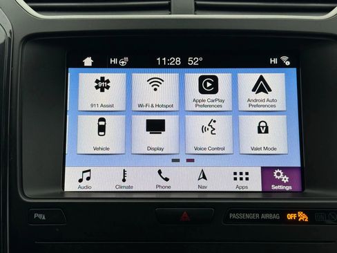 Used 2018 Ford Explorer XLT w/ Equipment Group 202A image 39