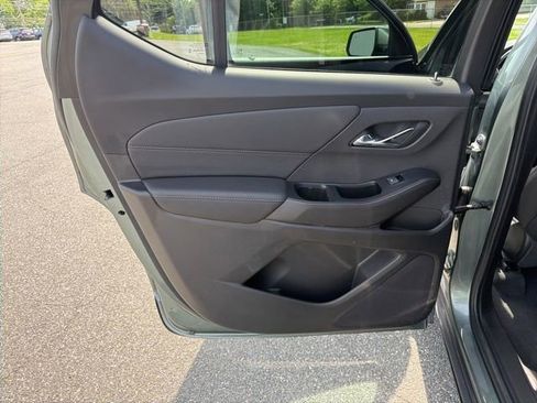 Used 2023 Chevrolet Traverse LT w/ LPO, Floor Liner Package AWD/4WD image 14