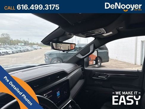 Used 2023 GMC Sierra 1500 AT4 w/ AT4 Premium Package AWD/4WD image 16