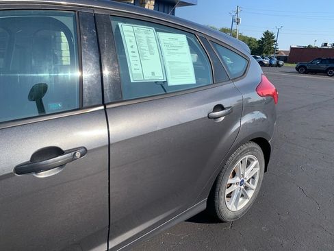 Used 2017 Ford Focus SE FWD image 13