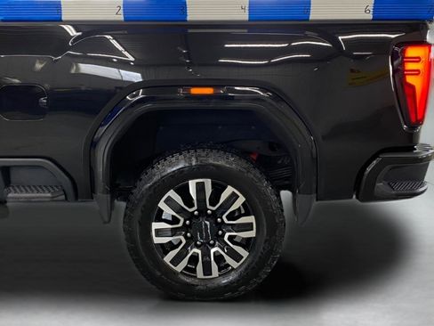 Used 2024 GMC Sierra 2500 Denali w/ Denali Reserve Package image 17