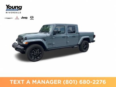 Used 2025 Jeep Gladiator Sport