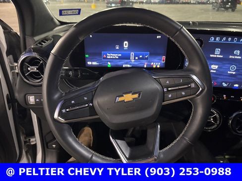 Used 2024 Chevrolet Blazer EV LT image 14