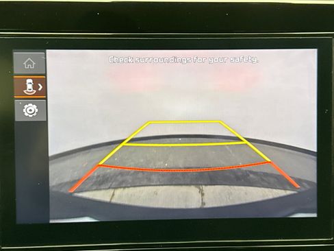 Used 2023 Kia Sportage LX image 10