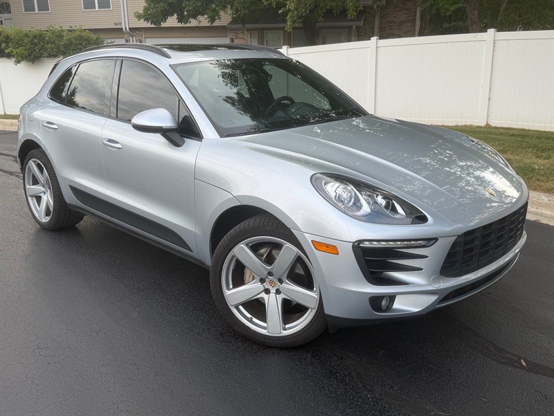 Used 2016 Porsche Macan S AWD/4WD image 1
