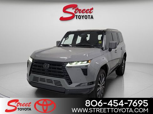 Used 2024 Lexus GX 550 w/ Accessory Package (2T) image 1
