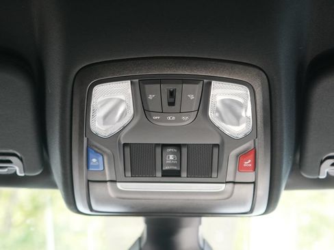 Used 2024 RAM 1500 Big Horn AWD/4WD image 29