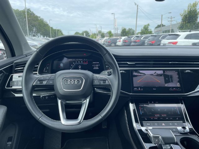 Certified 2025 Audi Q7 3.0T Premium Plus AWD/4WD image 13