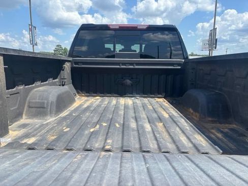 Used 2024 Chevrolet Silverado 1500 LT AWD/4WD image 10