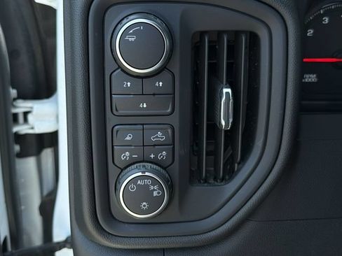 Used 2024 Chevrolet Silverado 2500 Custom w/ Custom Value Package AWD/4WD image 29