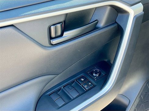 Used 2024 Toyota RAV4 LE image 16