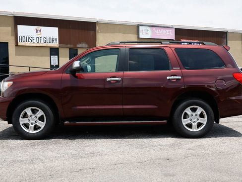 Used 2008 Toyota Sequoia Limited AWD/4WD image 3