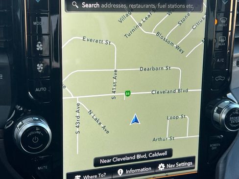 Used 2019 RAM 3500 Limited image 19