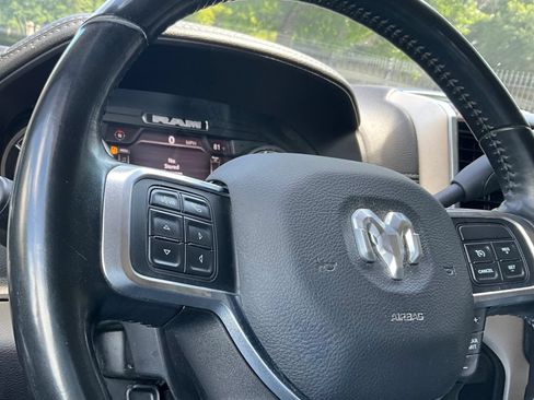 Used 2022 RAM 2500 Laramie AWD/4WD image 25