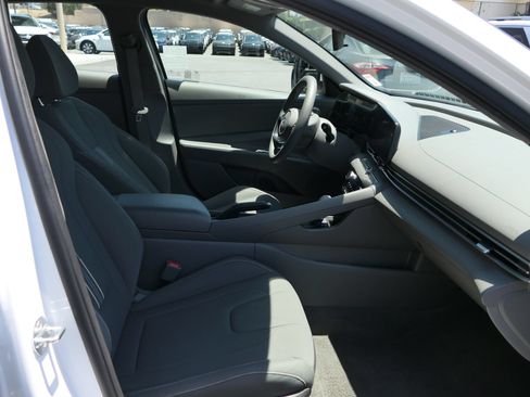Certified 2024 Hyundai Elantra SEL FWD image 26