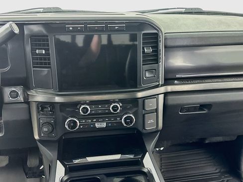 Used 2024 Ford F350 Lariat AWD/4WD image 18