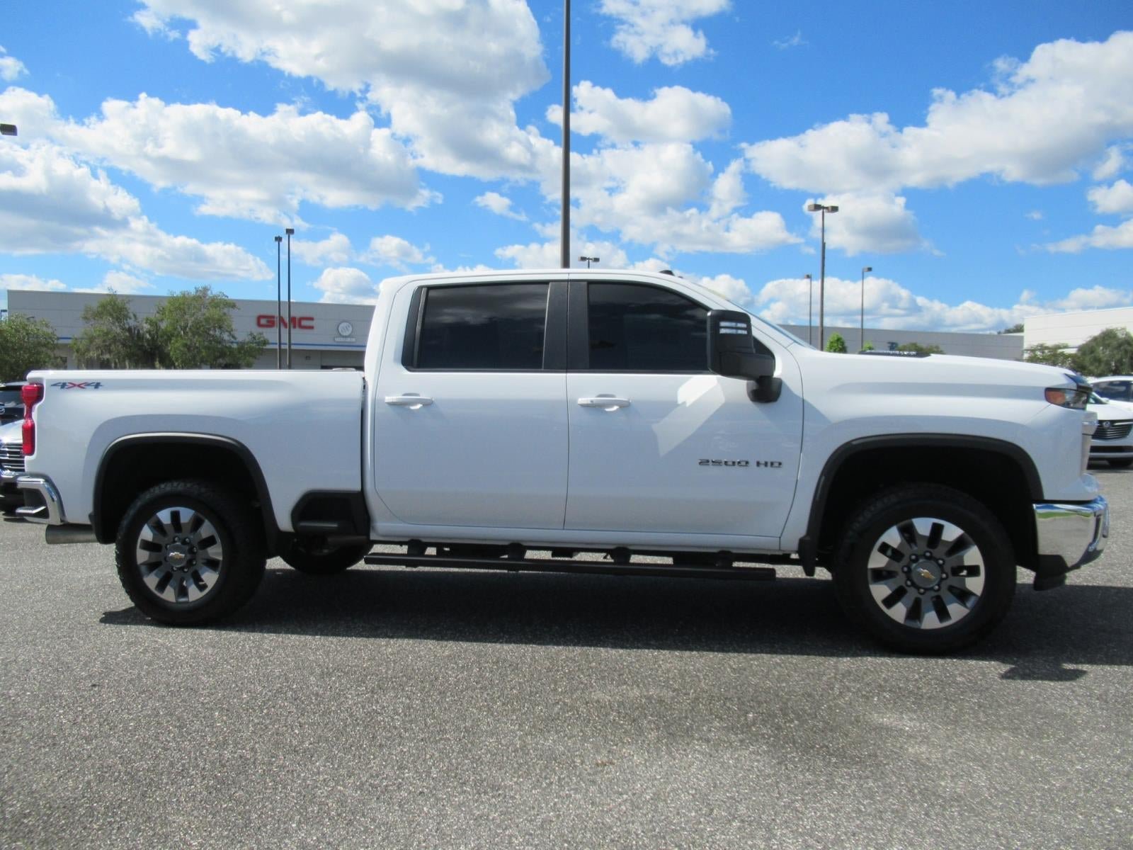 Used 2024 Chevrolet Silverado 2500 LT w/ All Star Edition AWD/4WD image 2