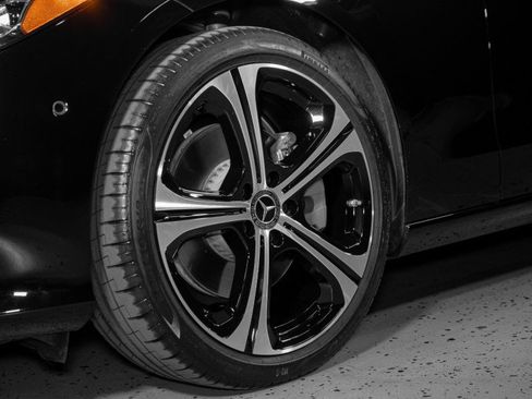 Certified 2025 Mercedes-Benz C 300 Sedan image 27