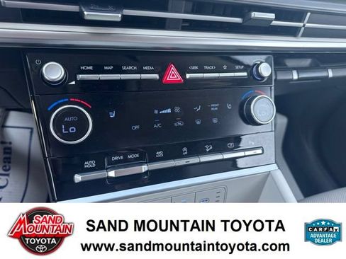Used 2026 Hyundai Santa Fe SEL AWD/4WD image 19