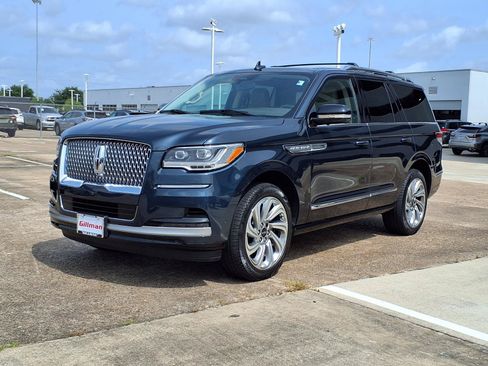 Used 2024 Lincoln Navigator Premiere AWD/4WD image 26