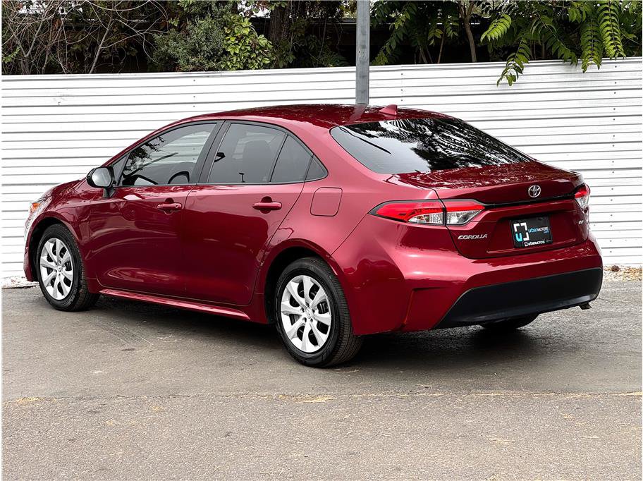 Used 2025 Toyota Corolla LE FWD image 10