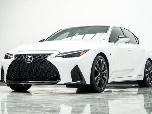 Used 2024 Lexus IS 350 F Sport RWD image 8