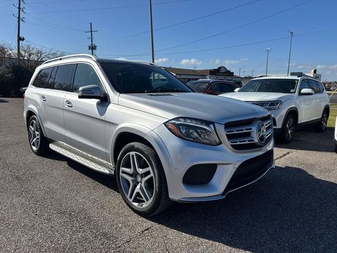 Used 2017 Mercedes-Benz GLS 550 4MATIC image 1