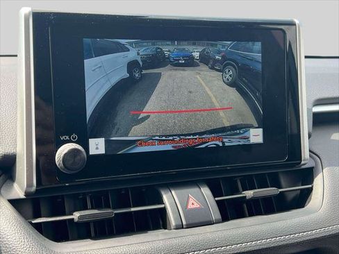 Certified 2025 Toyota RAV4 LE image 32